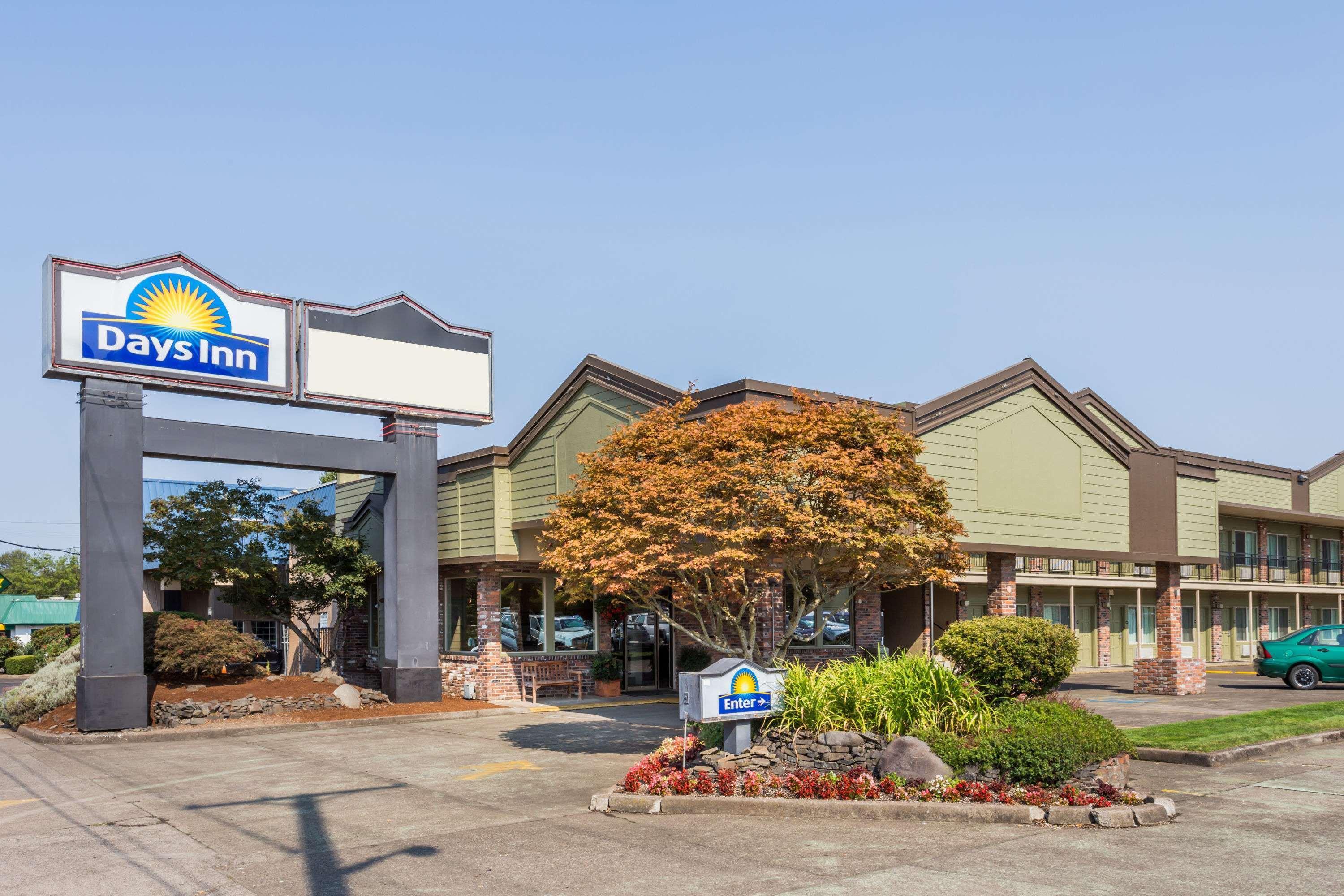 Days Inn By Wyndham Eugene Downtown/University ภายนอก รูปภาพ