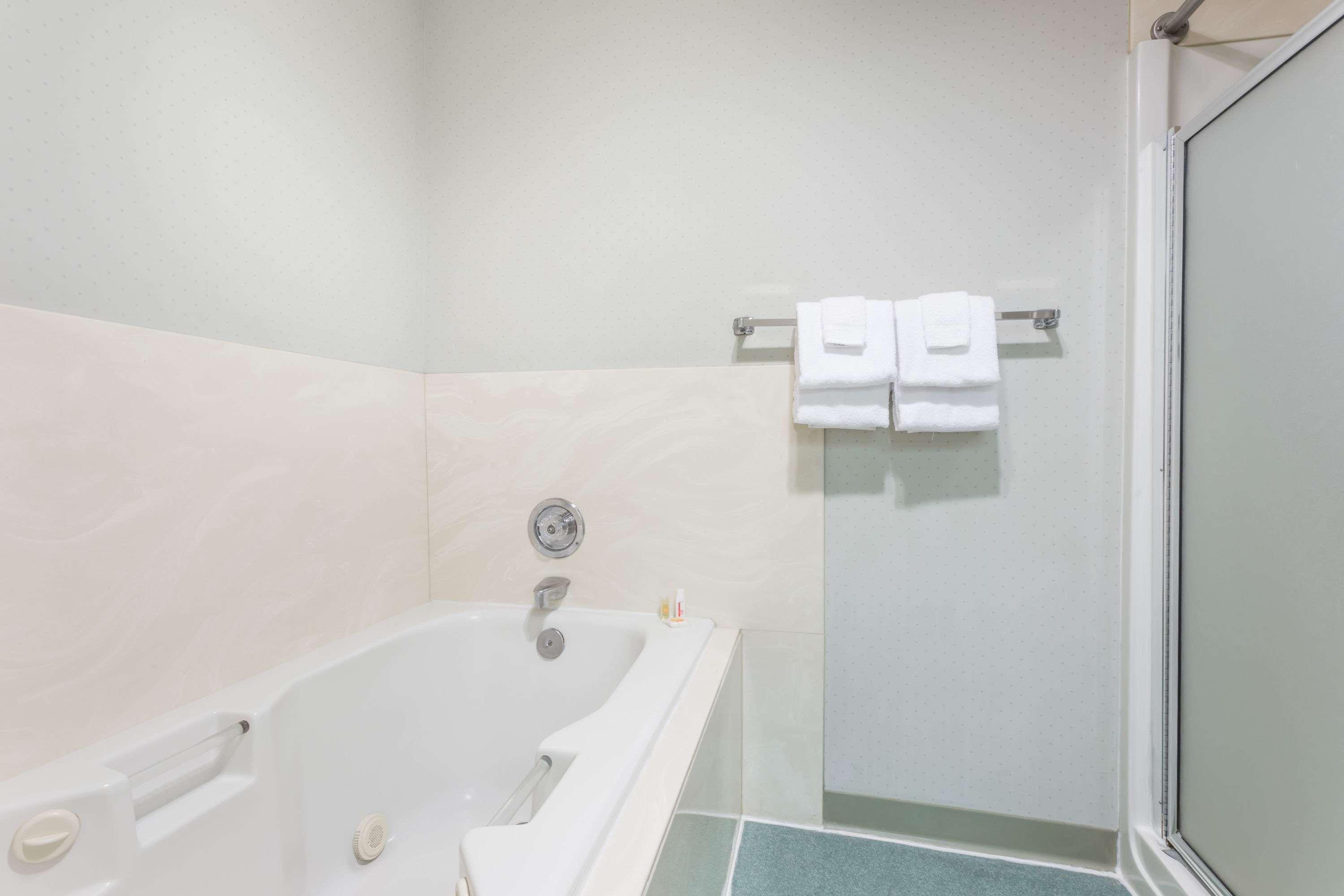 Days Inn By Wyndham Eugene Downtown/University ภายนอก รูปภาพ